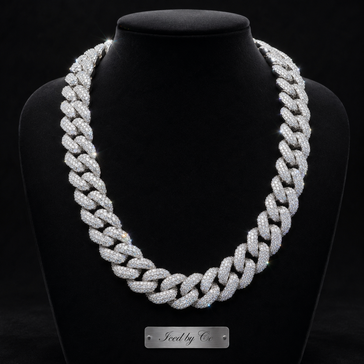 VVS Moissanite Cuban Link Necklace